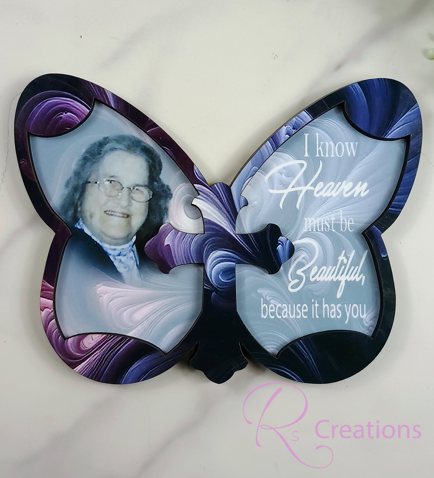 Butterfly visor clips for vehicles