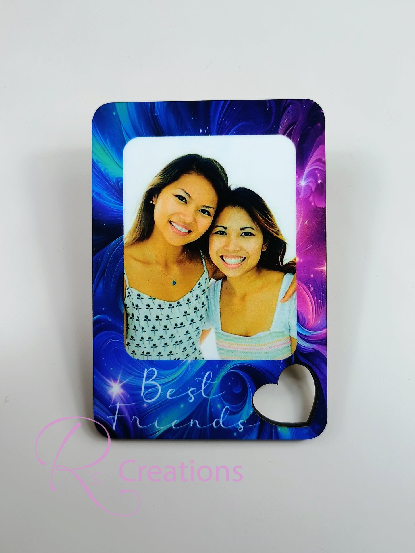 Sun visor clips for vehicles! Available in MDF wood or acrylic. Customize with your photo!