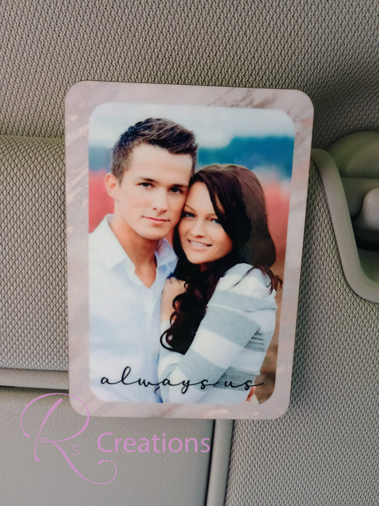 Sun visor clips for vehicles! Available in MDF wood or acrylic. Customize with your photo!